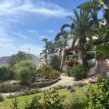 فندق Borgo Romantica - & 4*