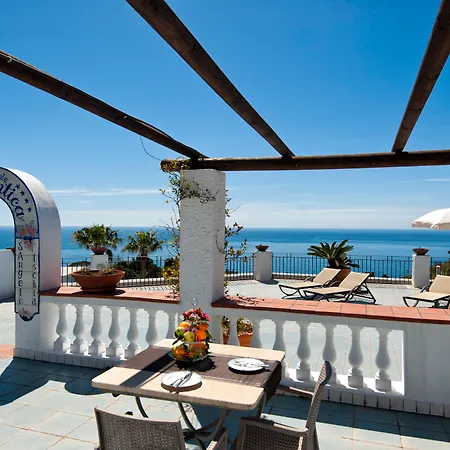 Hotel Borgo Romantica - &