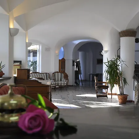 Borgo Romantica - & 호텔