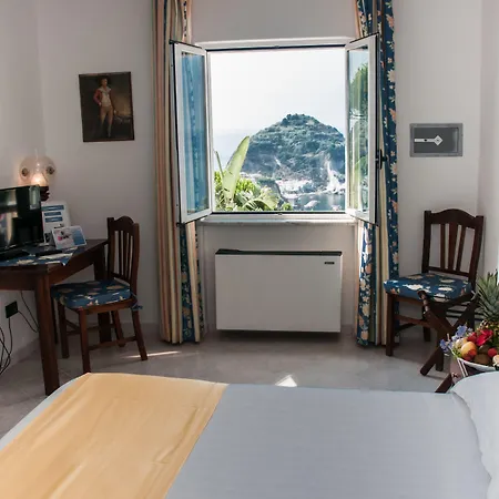 Borgo Romantica - & 4* Sant'Angelo (Isola d'Ischia)