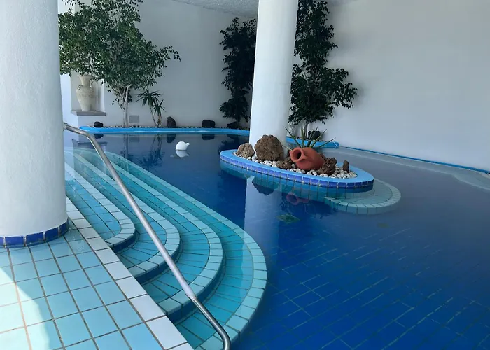 Hotel Borgo Romantica - &