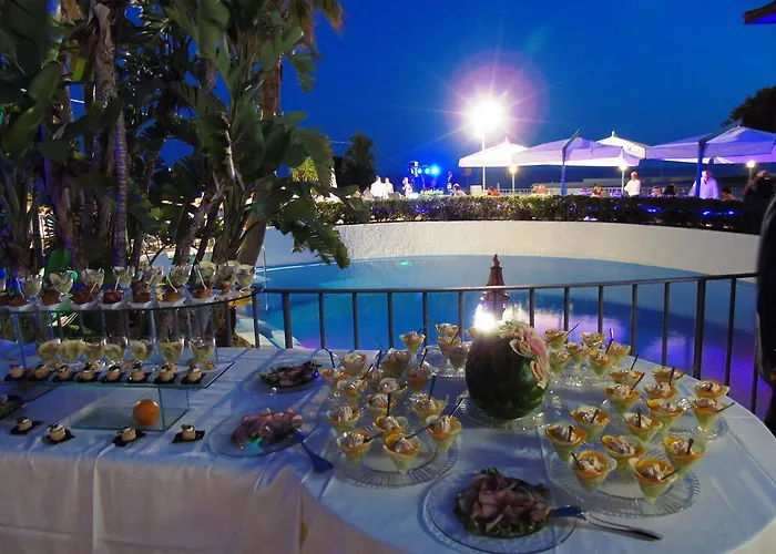 Hotel Borgo Romantica - &